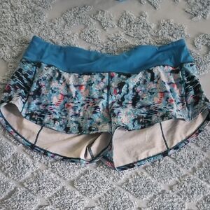 LIKE NEW Lululemon Speed Up Shorts 2.5 Quick Start Multi Hawaiian Blue